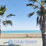 Apartamento Calabriamore *